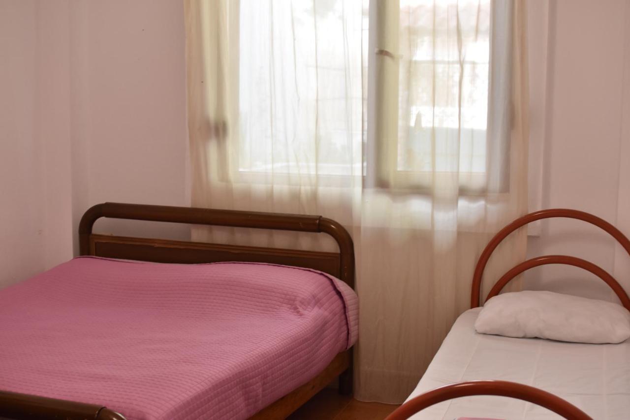 Private Apartment at Guest House Hektor&Aferdita Vlorë Eksteriør billede